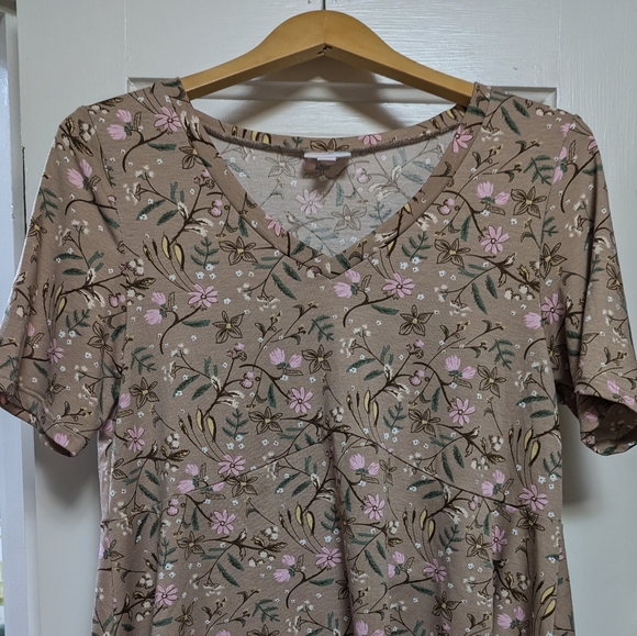 LuLaRoe "Jana" top, Small - Picture 1 of 5